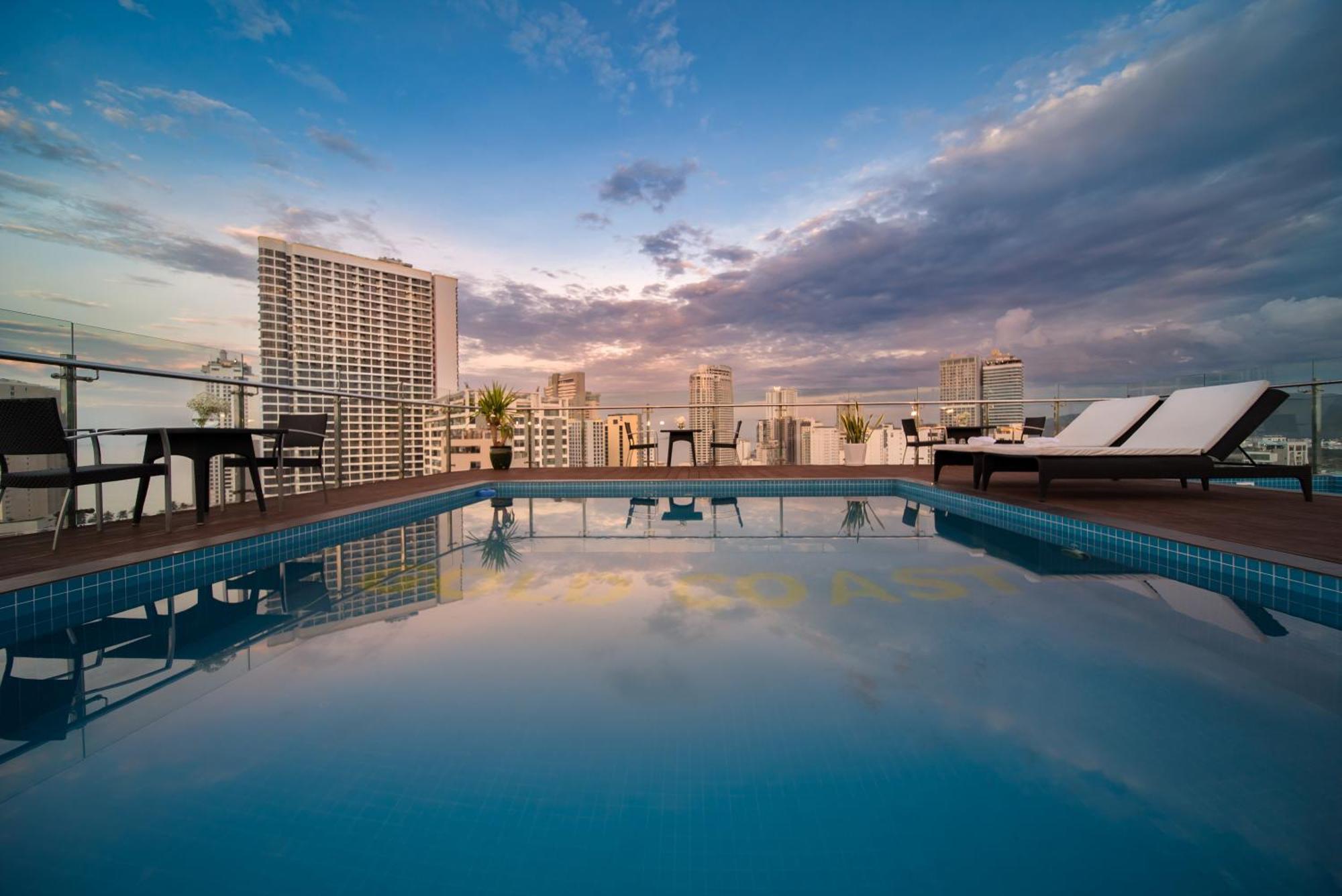 Goldcoast Hotel נה טראנג מראה חיצוני תמונה