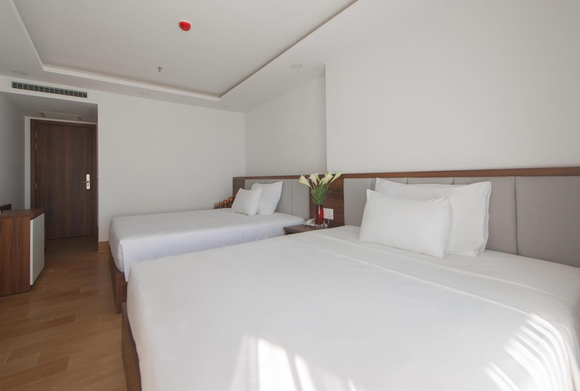 Goldcoast Hotel נה טראנג מראה חיצוני תמונה